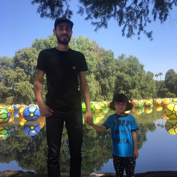 Meet your Posher, Alix - Picture 3 of 7